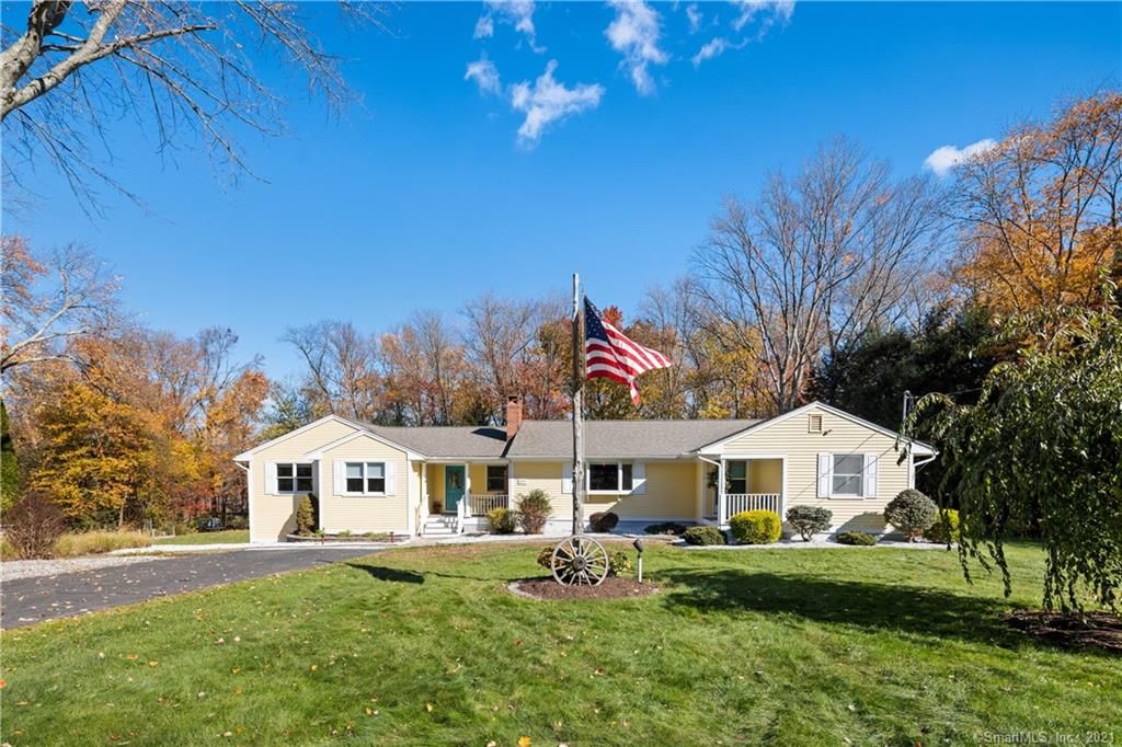 839 Mott Hill Rd, South Glastonbury, CT 06073