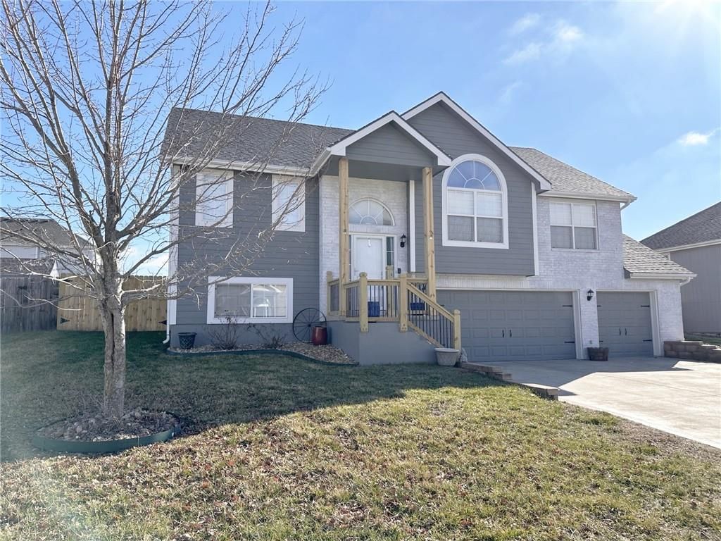 827 N Chestnut Dr, Tonganoxie, KS 66086 MLS 2472630 Trulia