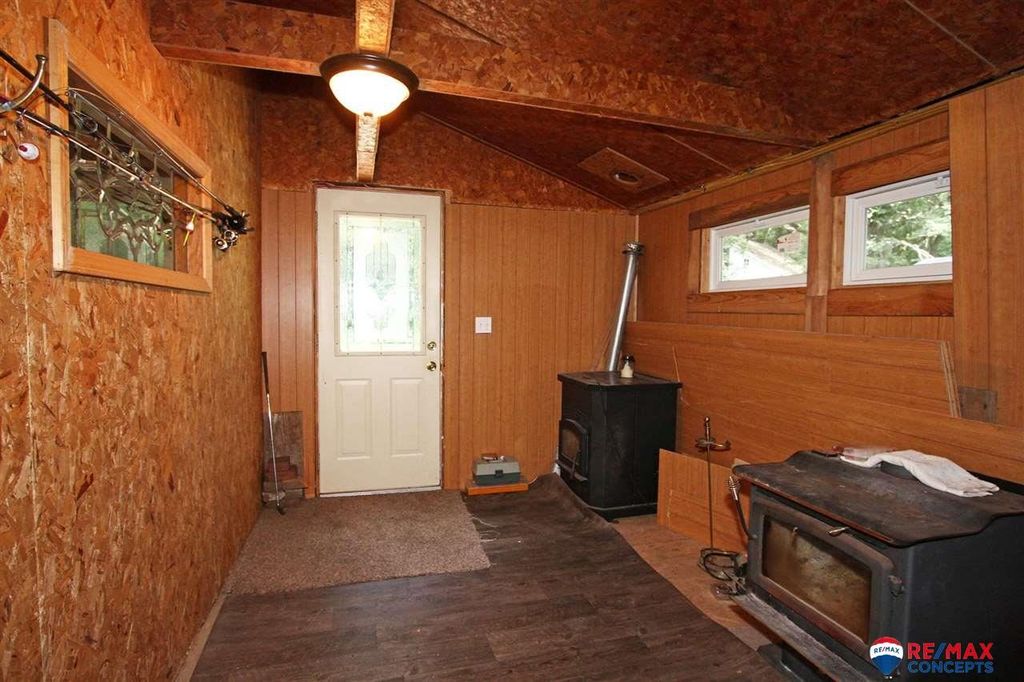 2131 Blue River Lodge Cir, Crete, NE 2 Bed, 1 Bath SingleFamily Home