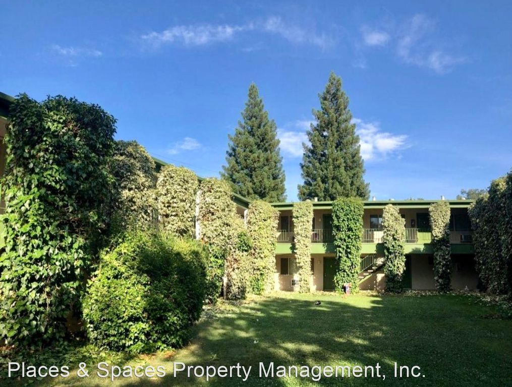 1790 School St #G, Anderson, CA 96007