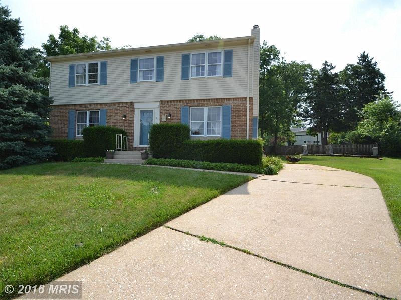 6 Apple Grove Ct, Catonsville, MD 21228
