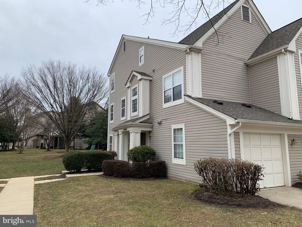 19909 Gateshead Cir #35, Germantown, MD 20876