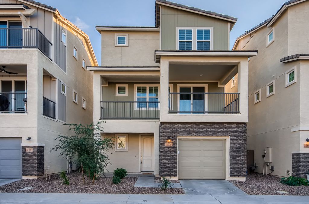 673 W Winchester Dr, Chandler, AZ 85286
