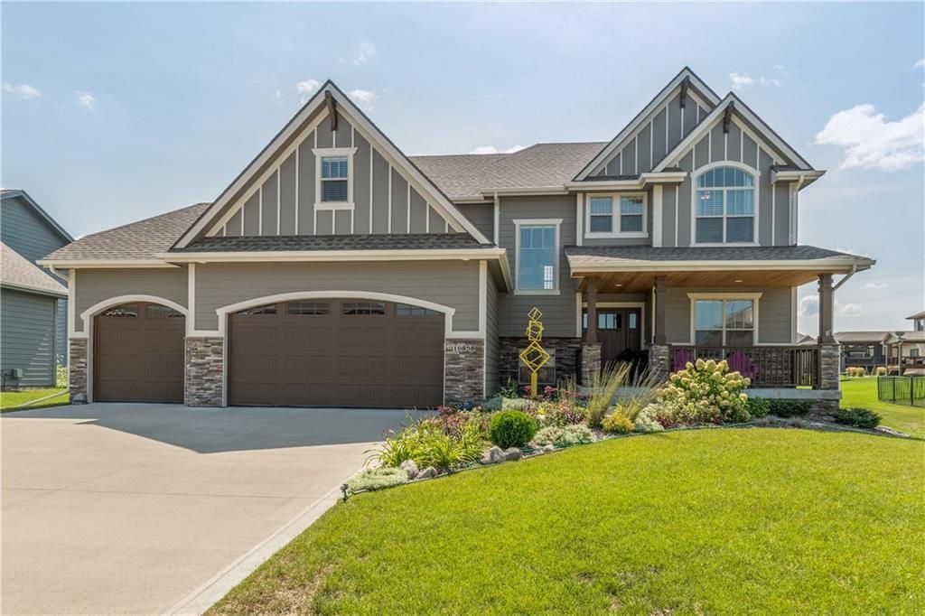 16858 Verona Hills Dr, Clive, IA 4 Bed, 4 Bath SingleFamily Home
