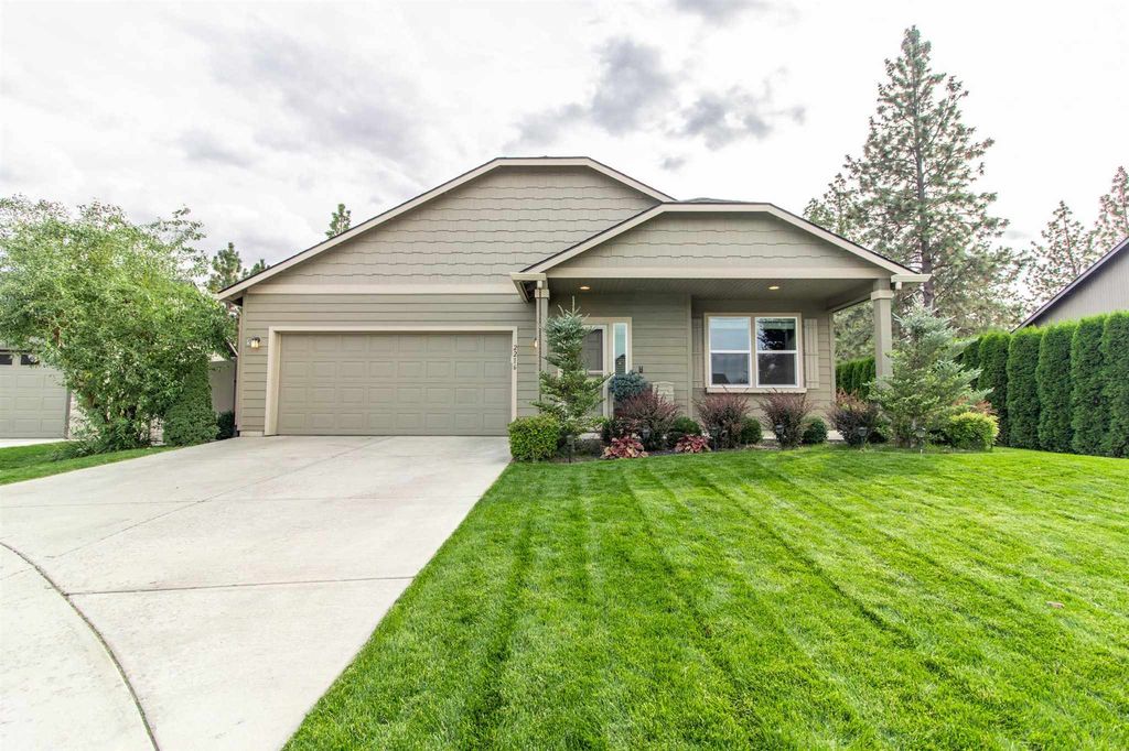 2216 S Lloyd Ct, Spokane, WA 99223