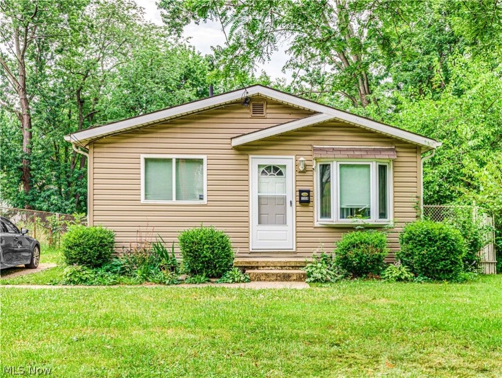 1358 Chippewa Ave, Akron, OH 44305 Trulia