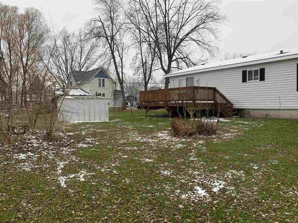818 E State St, Mauston, WI 3 Bed, 2 Bath Mobile / Manufactured 34
