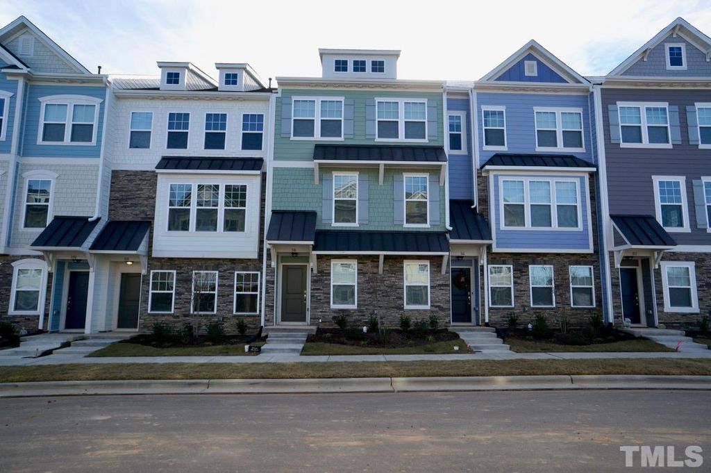 316 Great Northern Sta, Apex, NC 27502