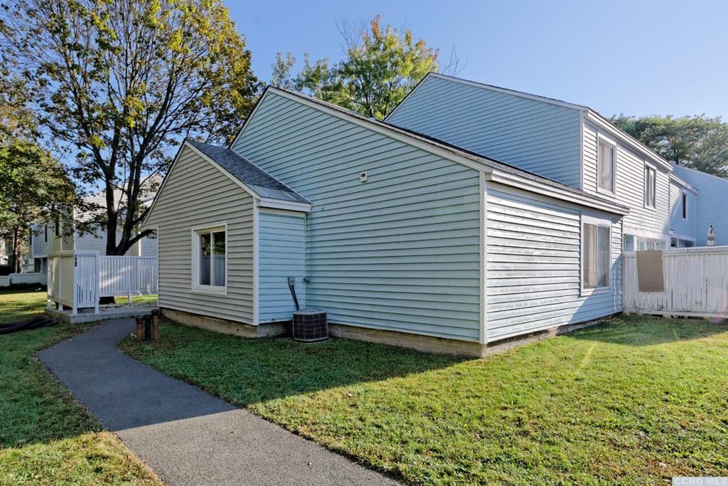 401 Chatham Ct, East Greenbush, NY - 2 Bed, 1 Bath Condo | Trulia