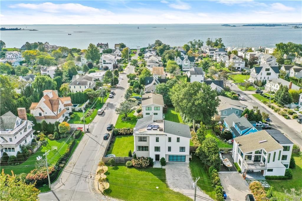 120 Harbor Rd, Westport, CT 06880 See Estimated Value