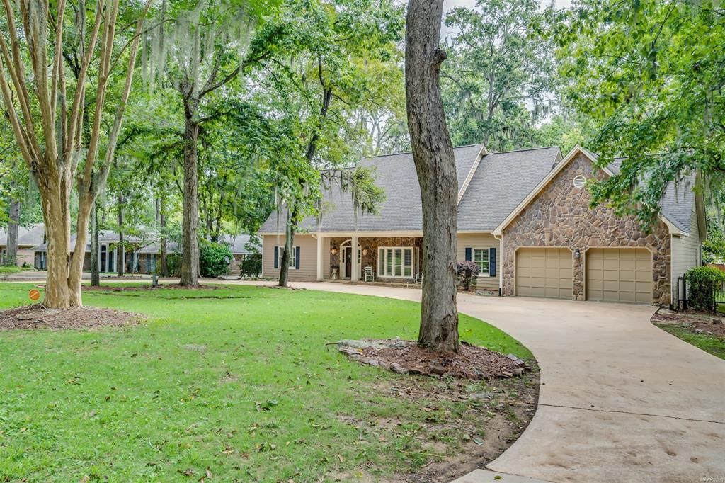 6553 Halcyon Dr, Montgomery, AL 36117 4 Bed, 5 Bath SingleFamily