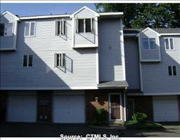 15 Brinley Way, Newington, CT 06111