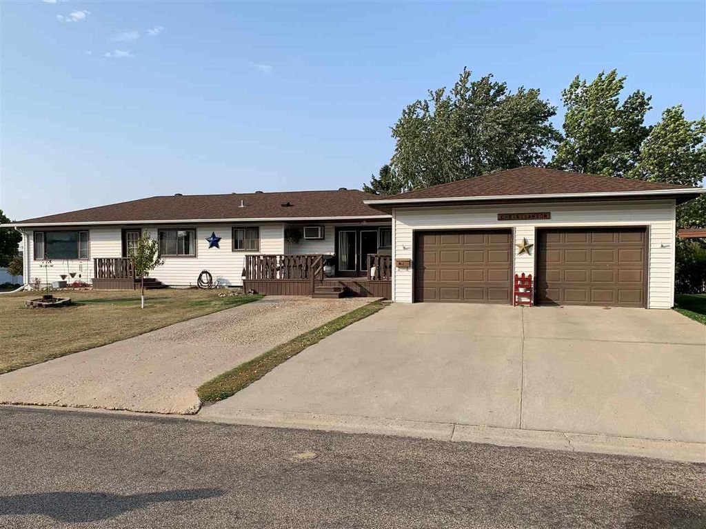 301 9th St SE, Rugby, ND 58368 Trulia