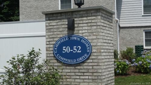 50 Campfield Dr #1, Fairfield, CT 06825
