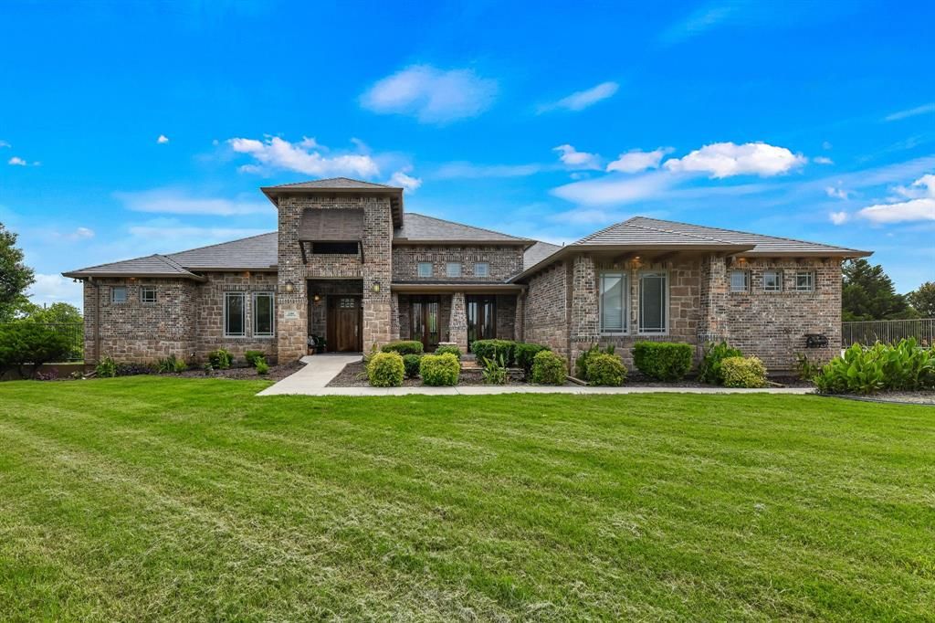 2101 Winthrop Hill Rd, Argyle, TX 76226