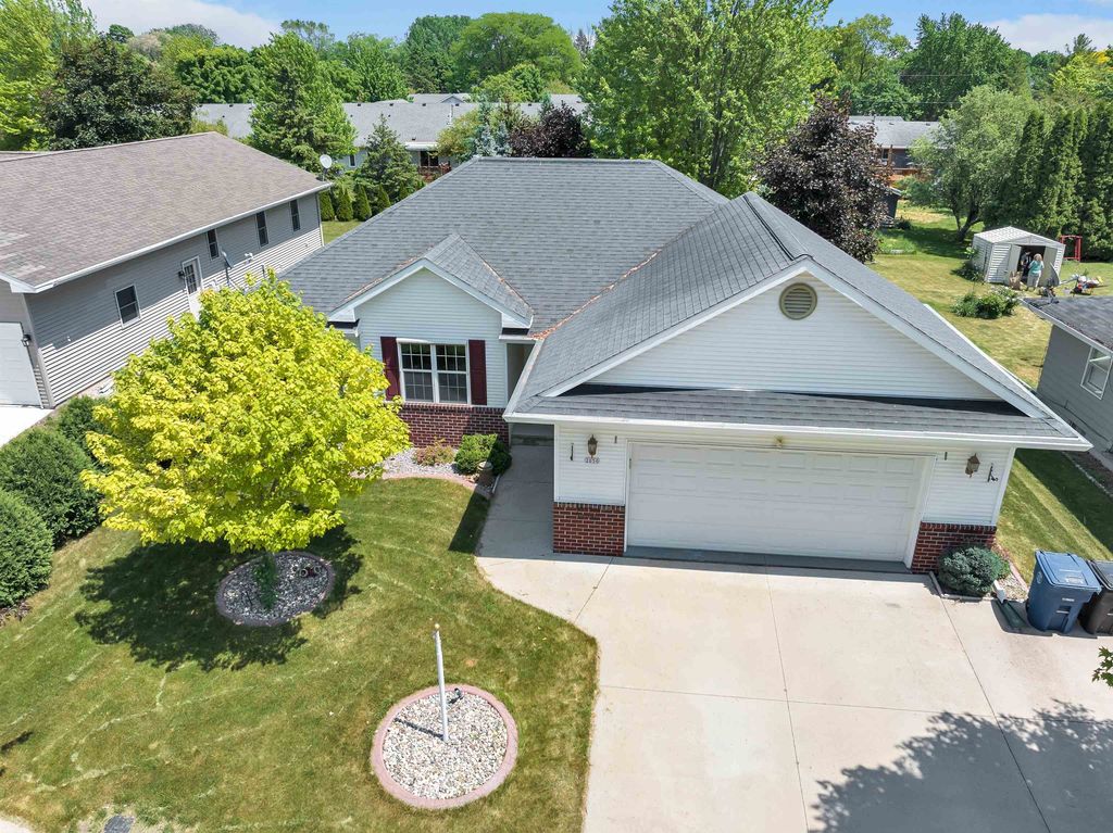 2050 Parkside Dr, Oshkosh, WI 54901 Trulia