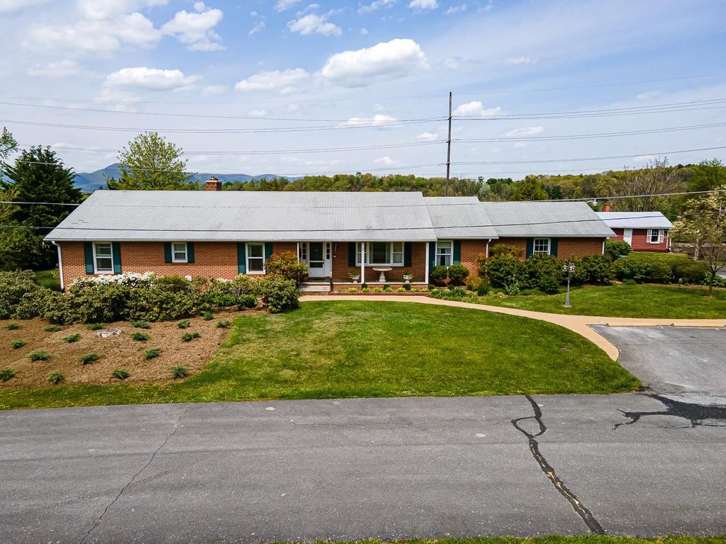2 Cedar Ln, Luray, VA 22835 Trulia