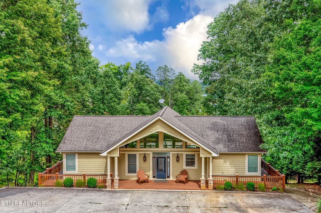 765 Deerfield Way, La Follette, TN 37766 Trulia