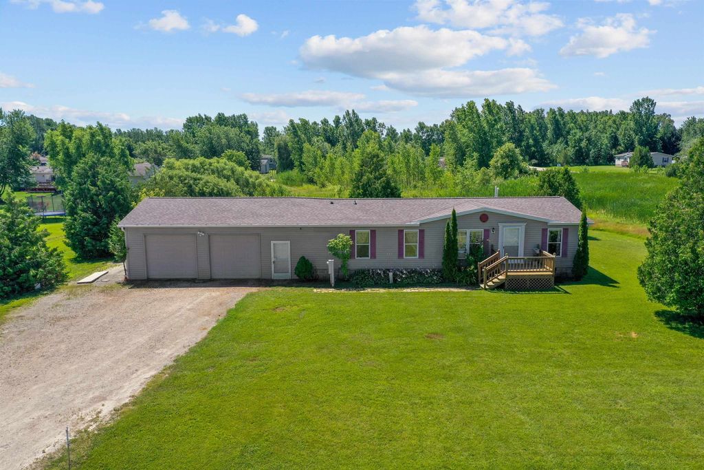 5033 Shamrock Way, Little Suamico, WI 54141 Trulia
