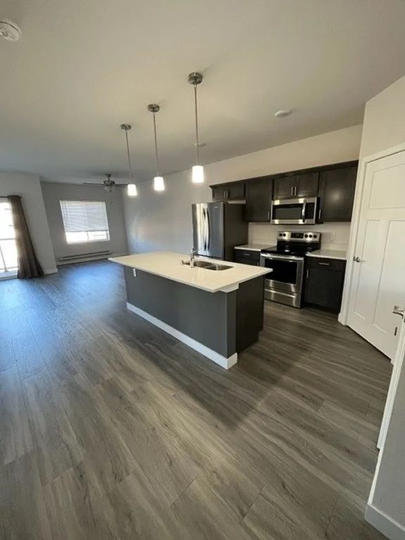 13111391 N Windsor Ave 2B2Ba1205Sqft, Cottage Grove, WI 53527