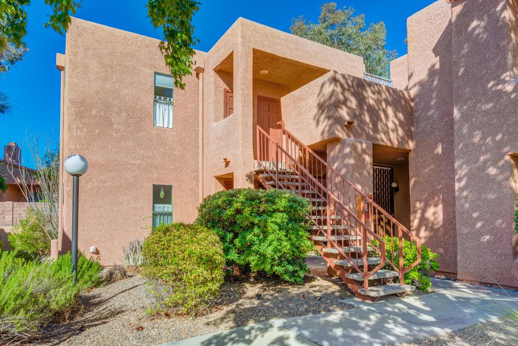 1333 canyon apartment homes