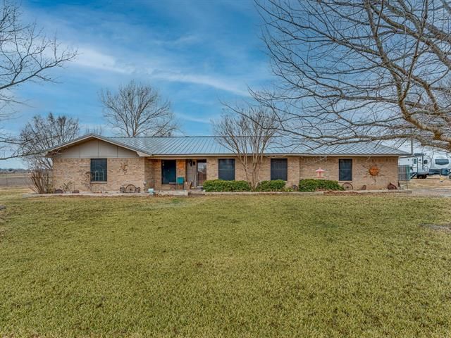 7201 County Road 308, Grandview, TX 76050