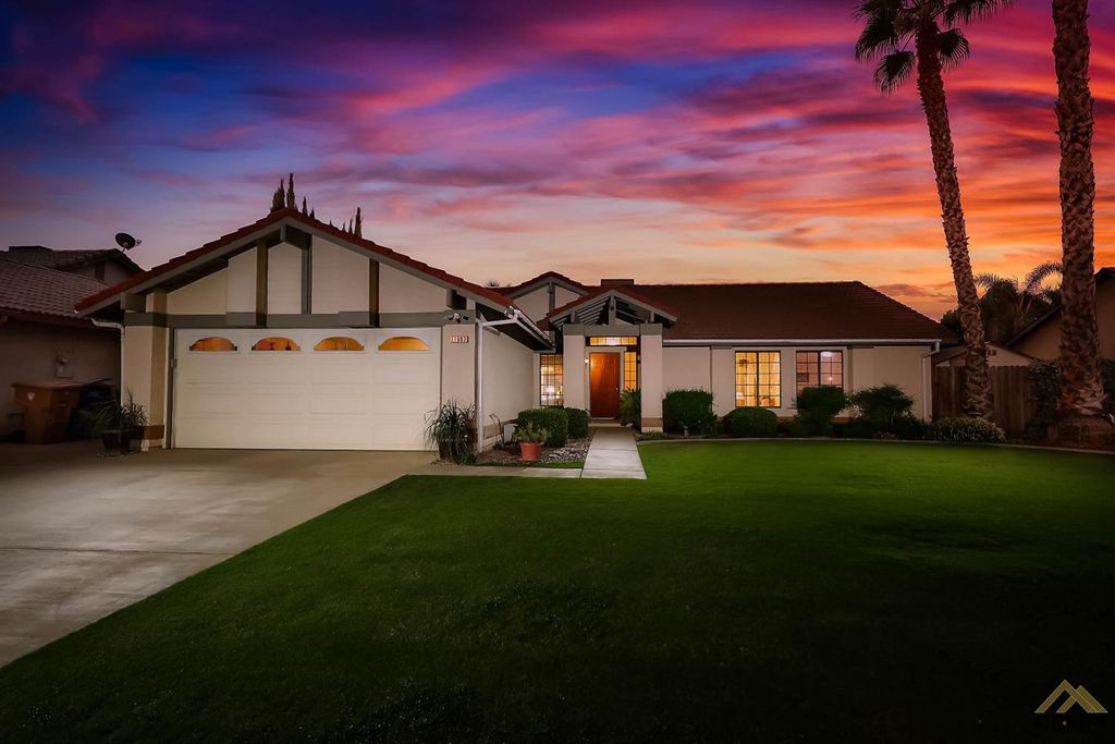 11607 Jenlee Ave, Bakersfield, CA 93312