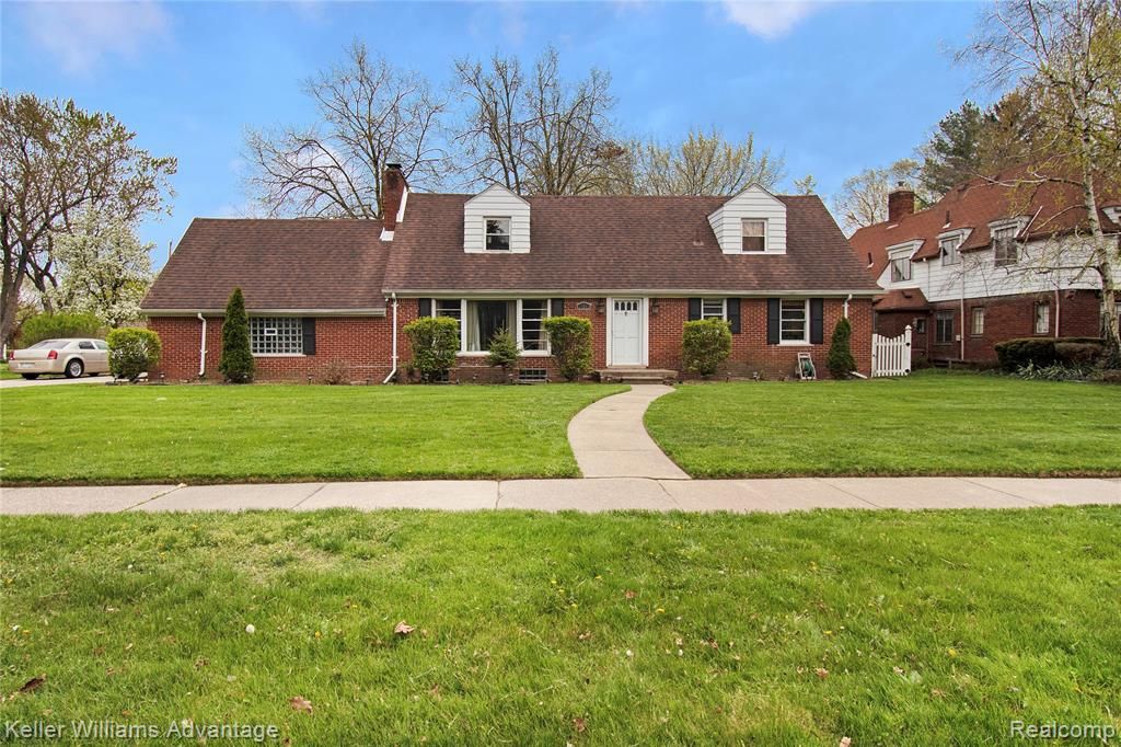 17561 Coral Gables Ave, Southfield, MI 4 Bed, 3 Bath SingleFamily