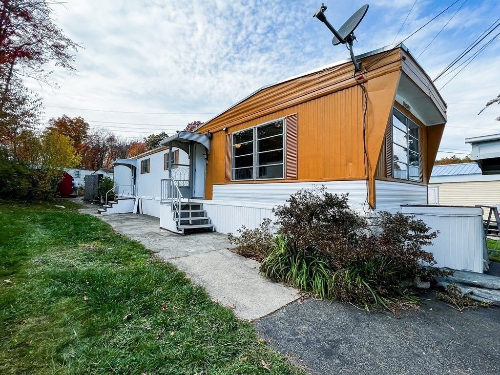 1790 Massachusetts Ave 4, Lunenburg, MA 01462 Trulia