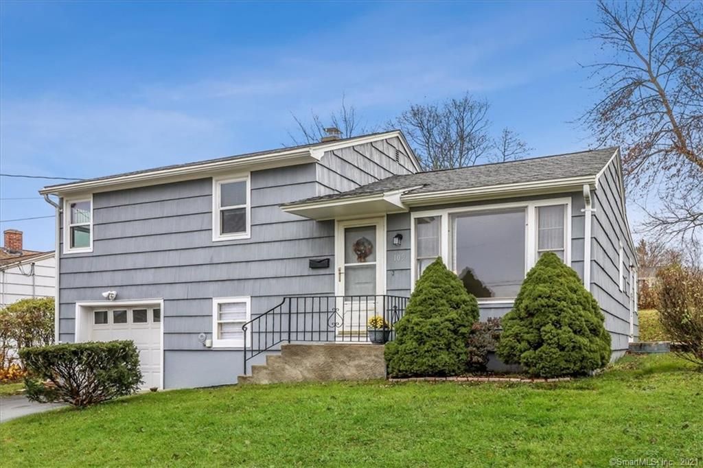 109 Mount Carmel Ave, Waterbury, CT 06708