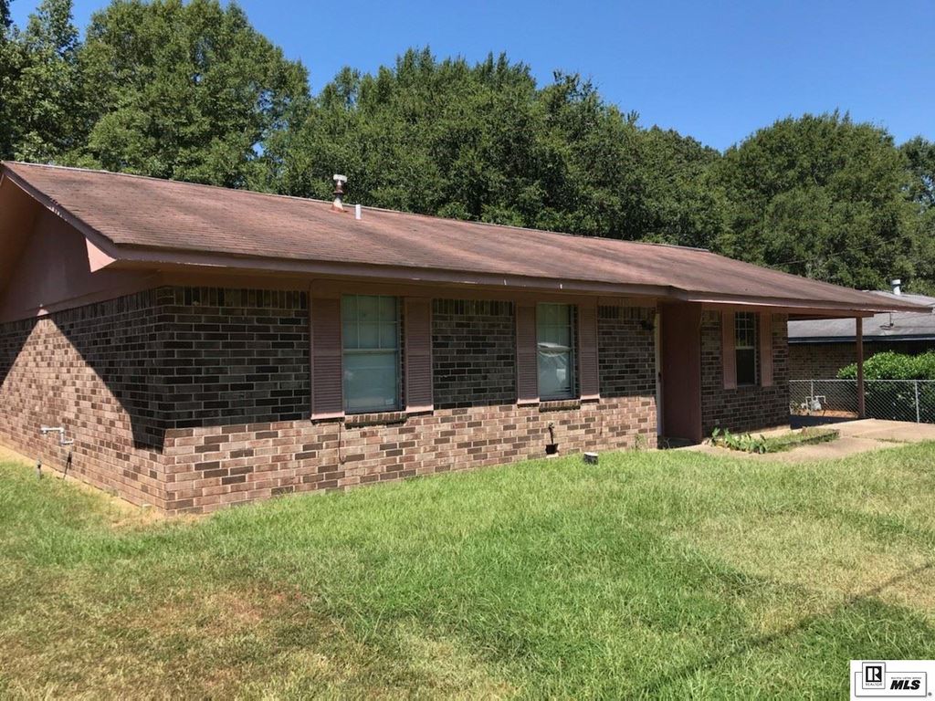 1410 Stewart St, Ruston, LA 71270 MultiFamily Home