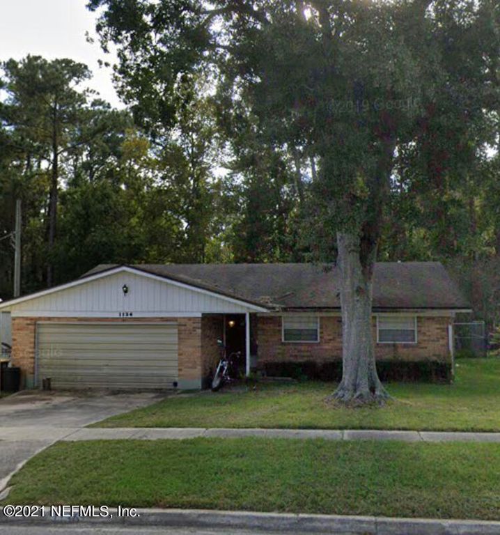 1136 Knoll Dr W, Jacksonville, FL 32221
