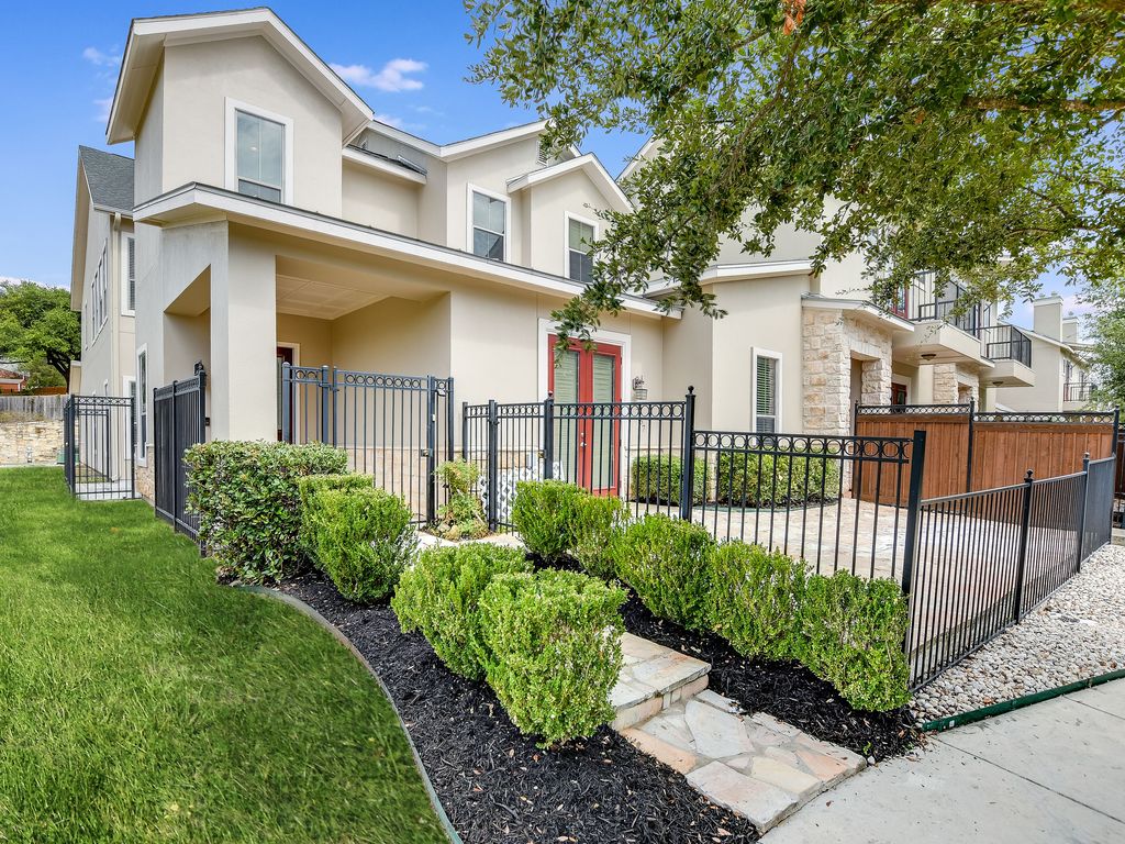 4167 Texas Elm, San Antonio, TX 78230 4 Bed, 4 Bath Townhouse MLS