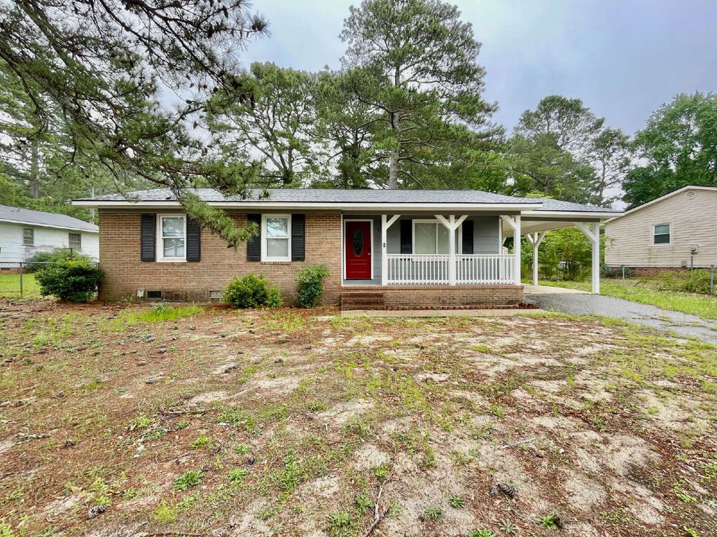 4310 Fergueson Dr, Fayetteville, NC 28311