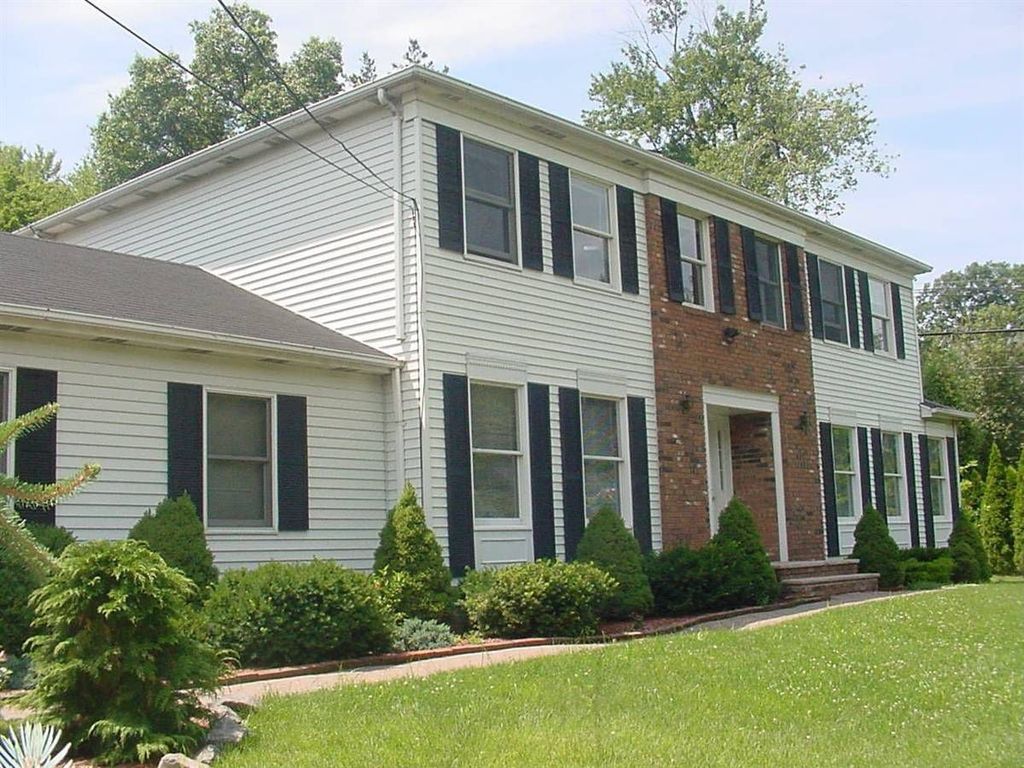 749 Hillsdale Ave, Hillsdale, NJ 07642 Trulia