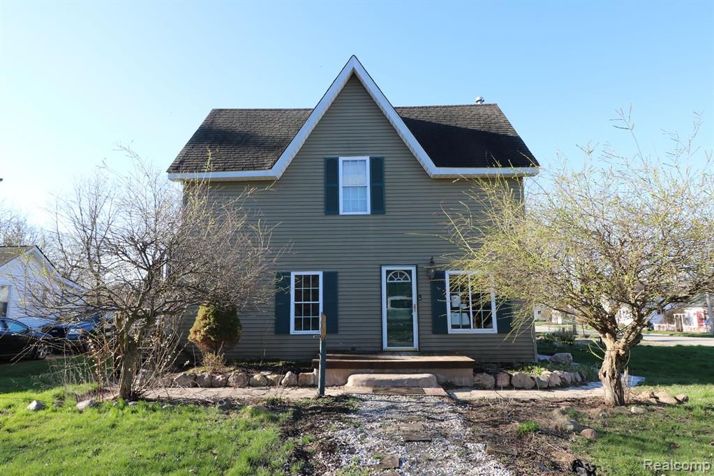 295 W 4th St, Imlay City, MI 48444 Trulia