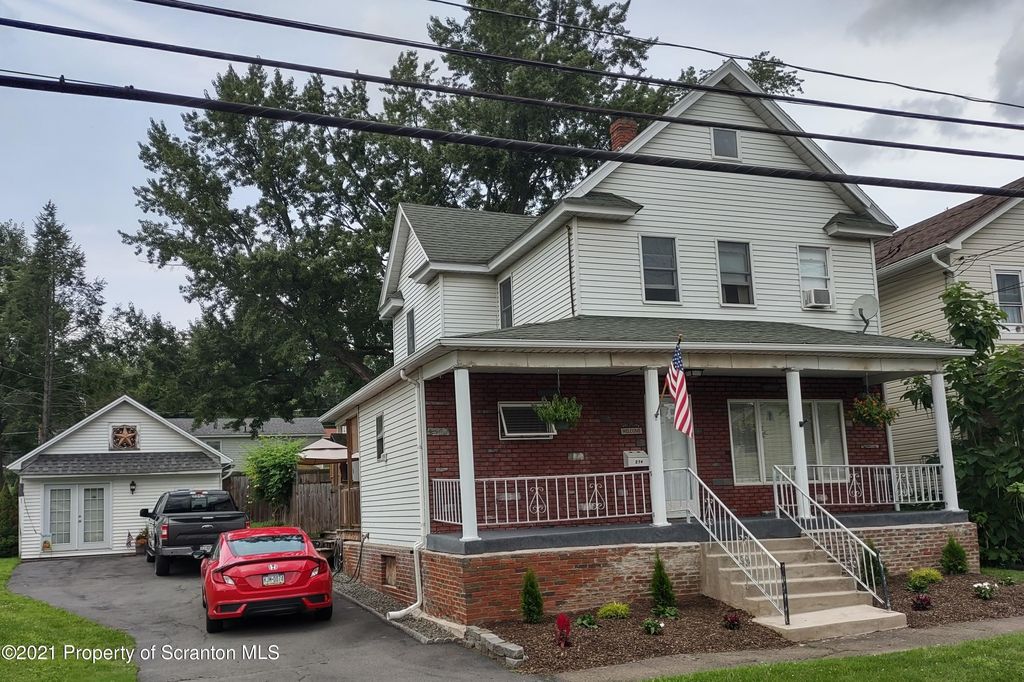 274 S Main St, Archbald, PA 18403