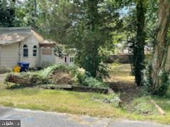 17 Begonia St, Browns Mills, NJ 08015