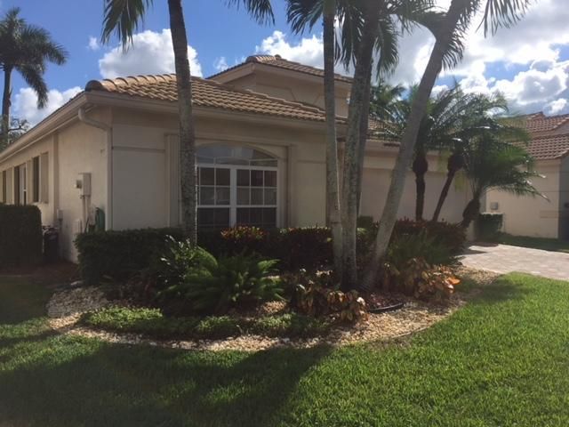 5712 Royal Club Dr, Boynton Beach, FL 33437