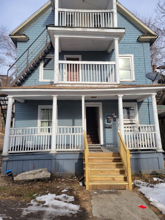 6 Frederick Ct #2, Waterbury, CT 06710