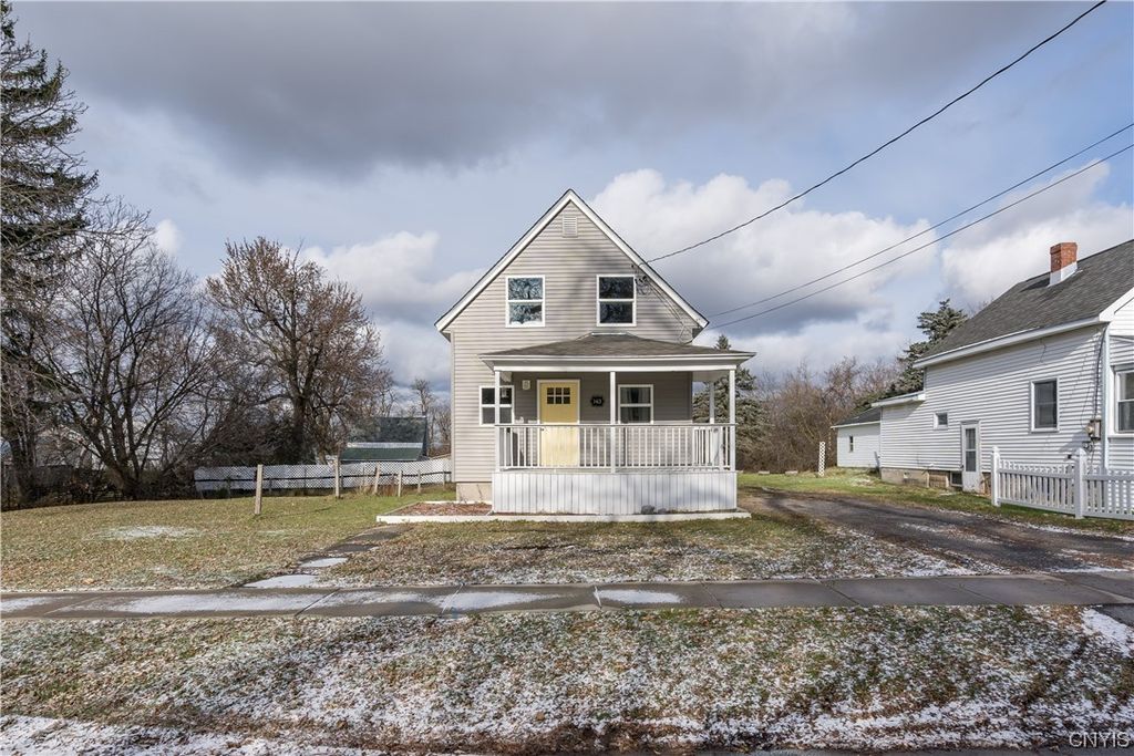 143 E  Division St, Watertown, NY 13601