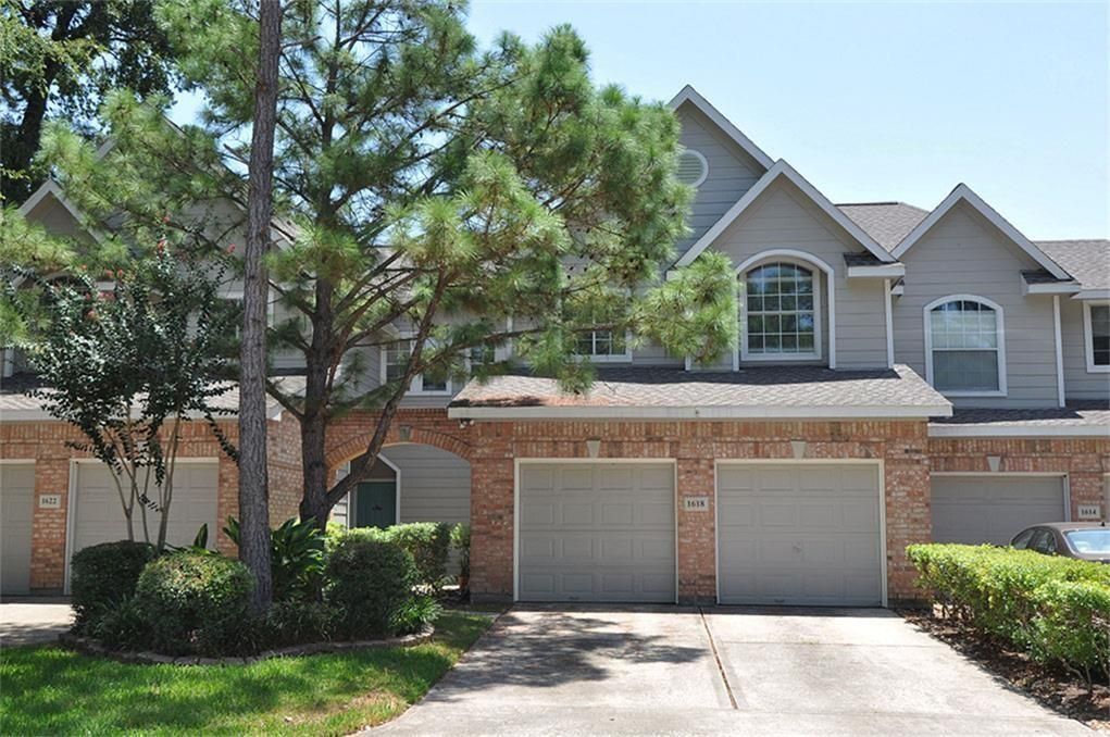 1618 Pinnacle Dr, Kingwood, TX 77339