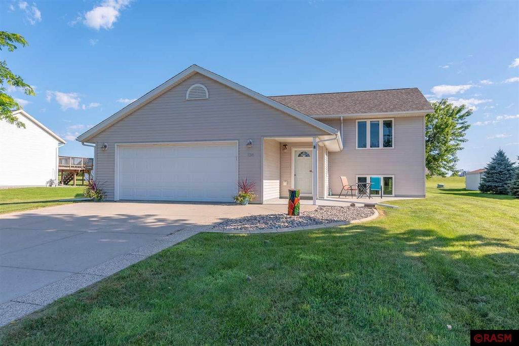 136 Charlotte Dr, Lake Crystal, MN 56055 Trulia