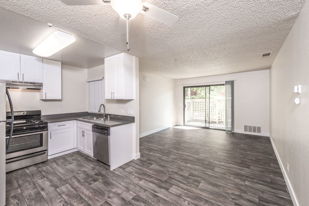 655 Enterprise Dr #44, Rohnert Park, CA 94928