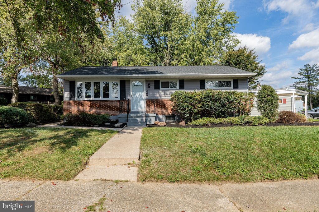 7410 Remoor Rd, Baltimore, MD 21207