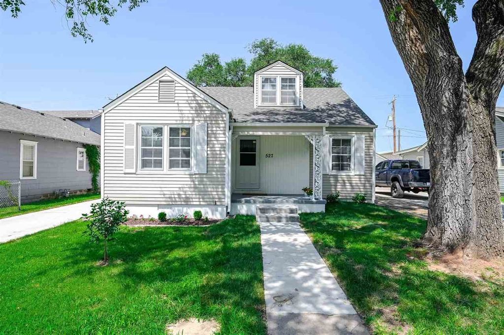 527 N Alleghany St, El Dorado, KS 67042