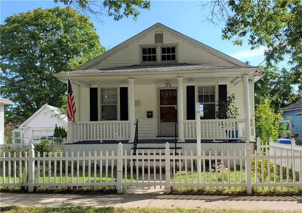173 Park Rd, Hamden, CT 06517