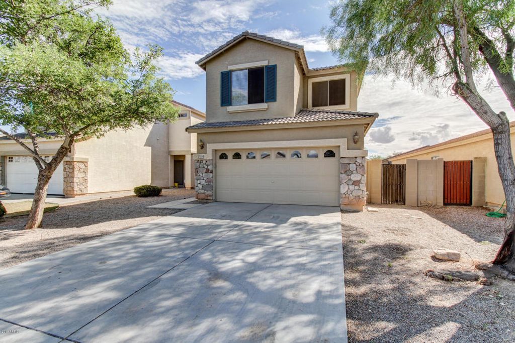 833 E Impreria St, San Tan Valley, AZ 85140
