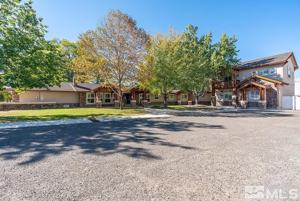 1725 Holcomb Ranch Ln, Reno, NV 89511