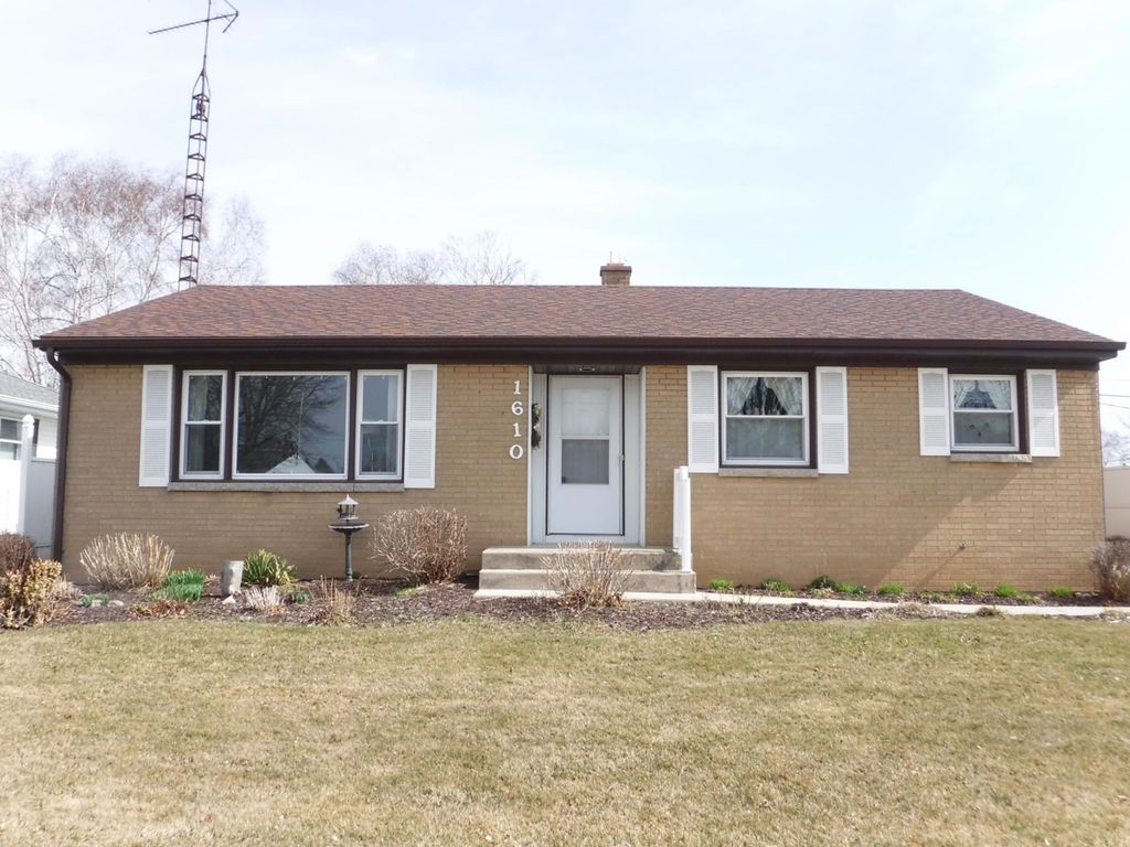 1610 Reed Ave, Manitowoc, WI 54220 Trulia